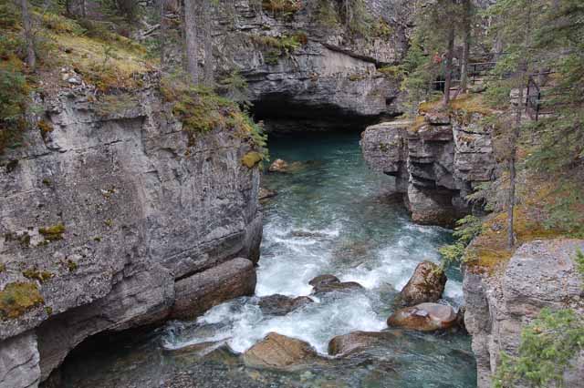 Maligne Canyon